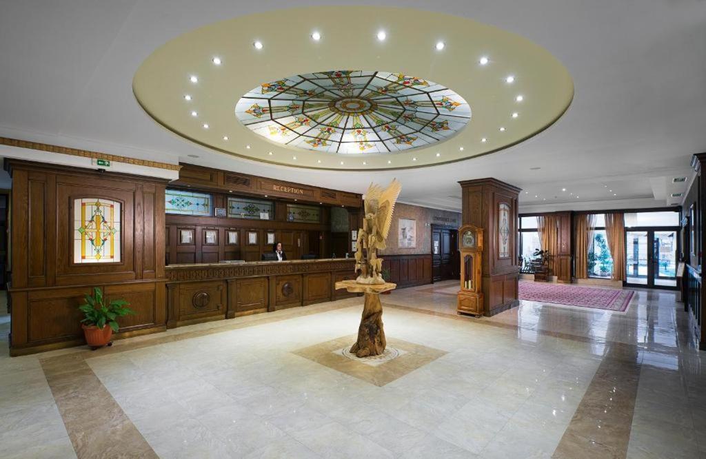 Апартамент Лукс В Спа Хотел Свети Спас Velingrad Extérieur photo