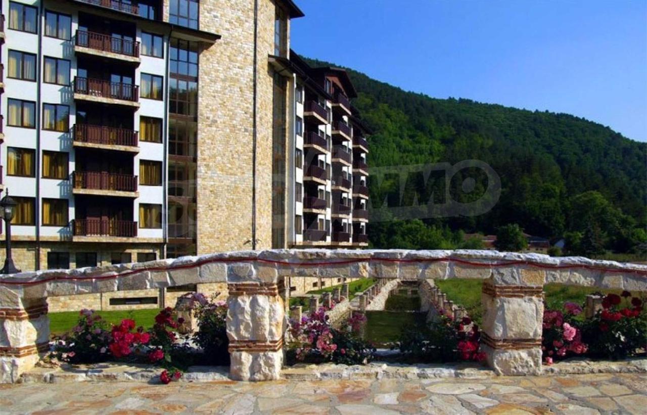 Апартамент Лукс В Спа Хотел Свети Спас Velingrad Extérieur photo